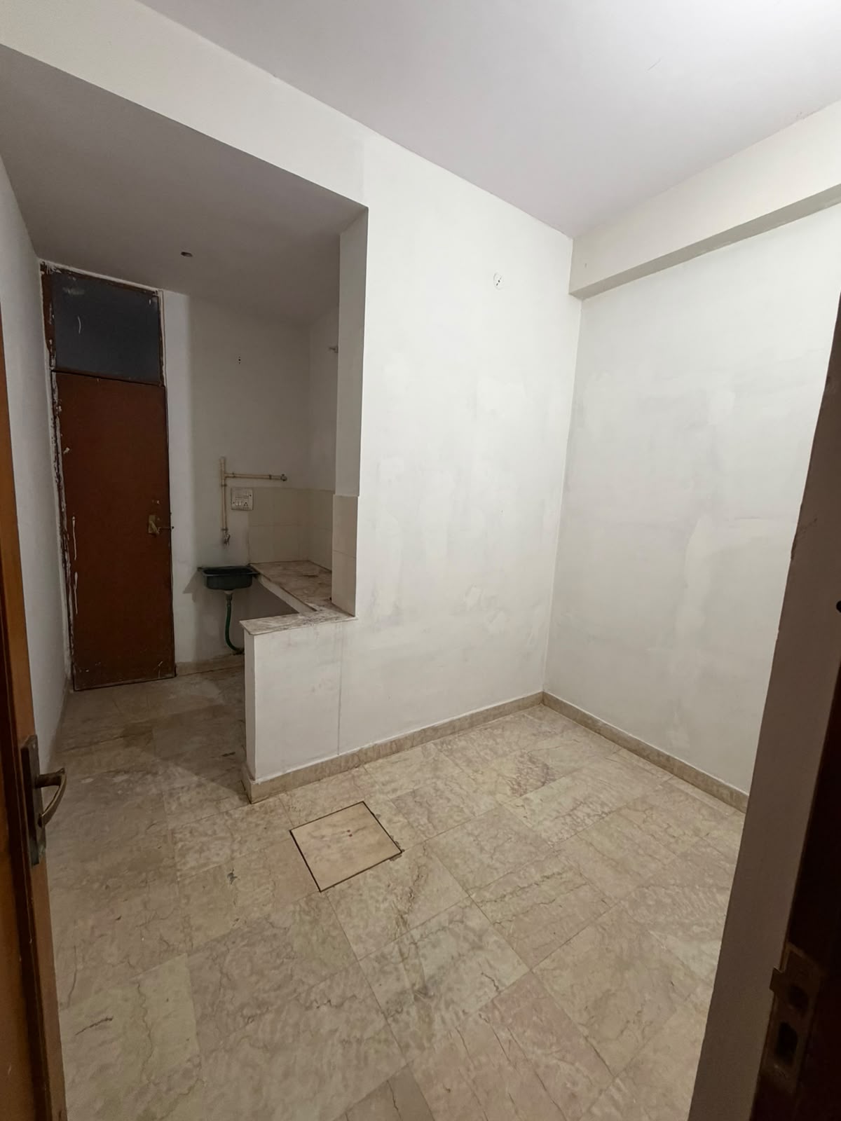 1400 sq ft basement with pantry-J L N Marg-Jaipur